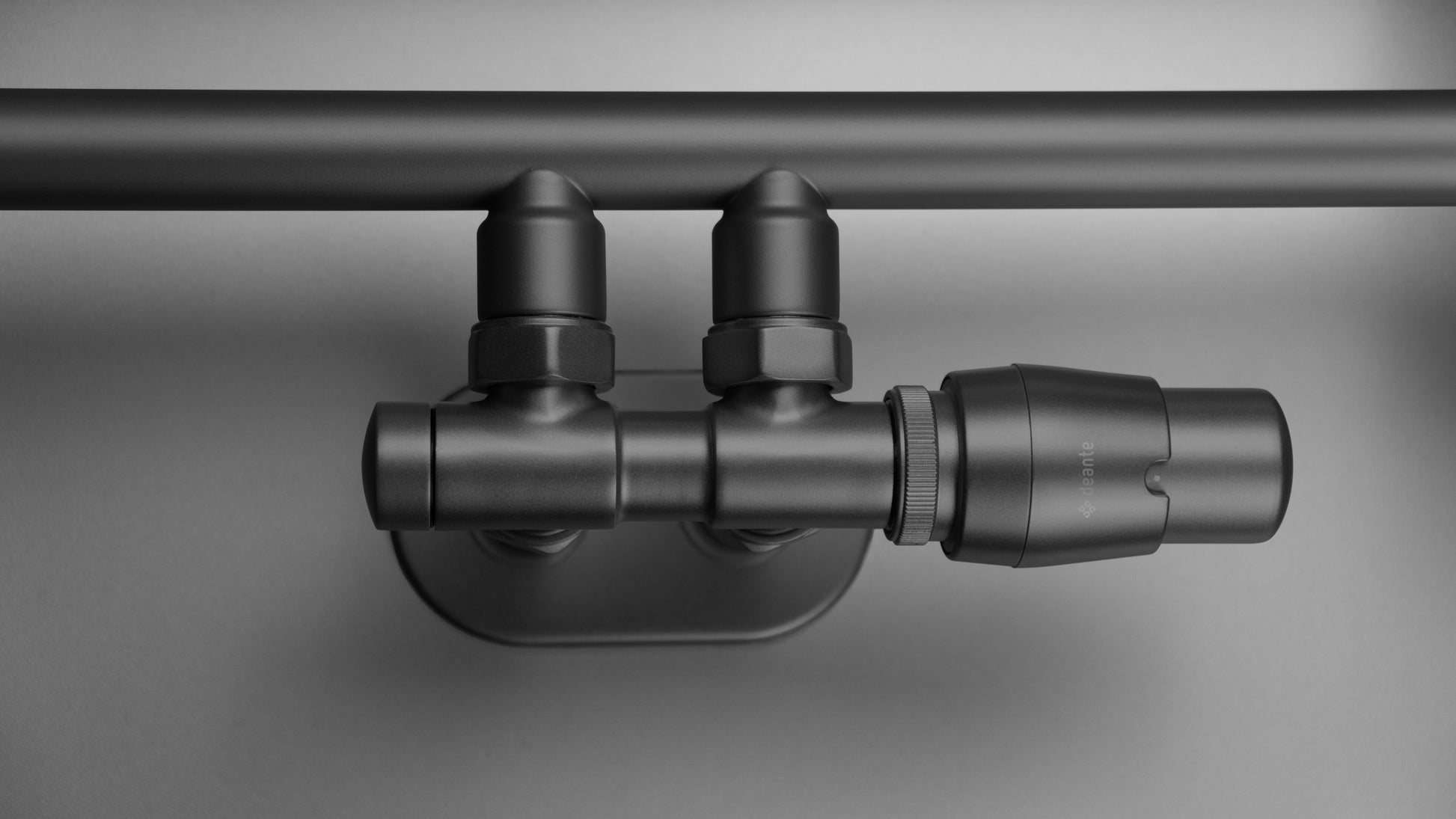 Bathroom heater - height 85 cm