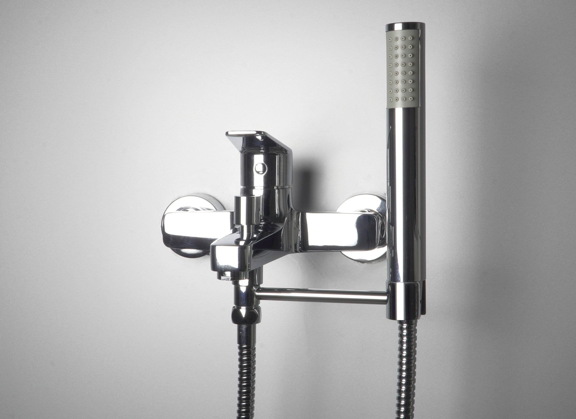Hand shower bracket, for bathtub mixers - swivel