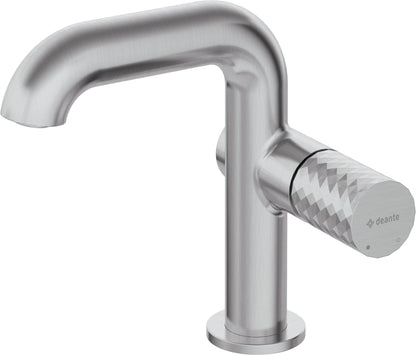 Washbasin tap, with rectangular spout