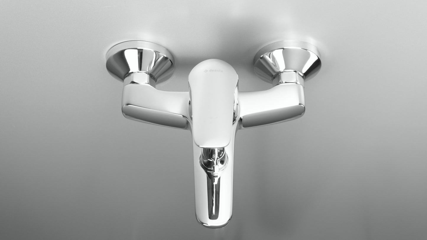 Bath mixer, wall-mounted