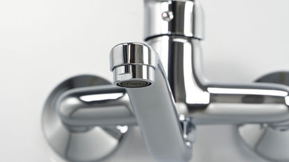 Washbasin tap, wall-mounted