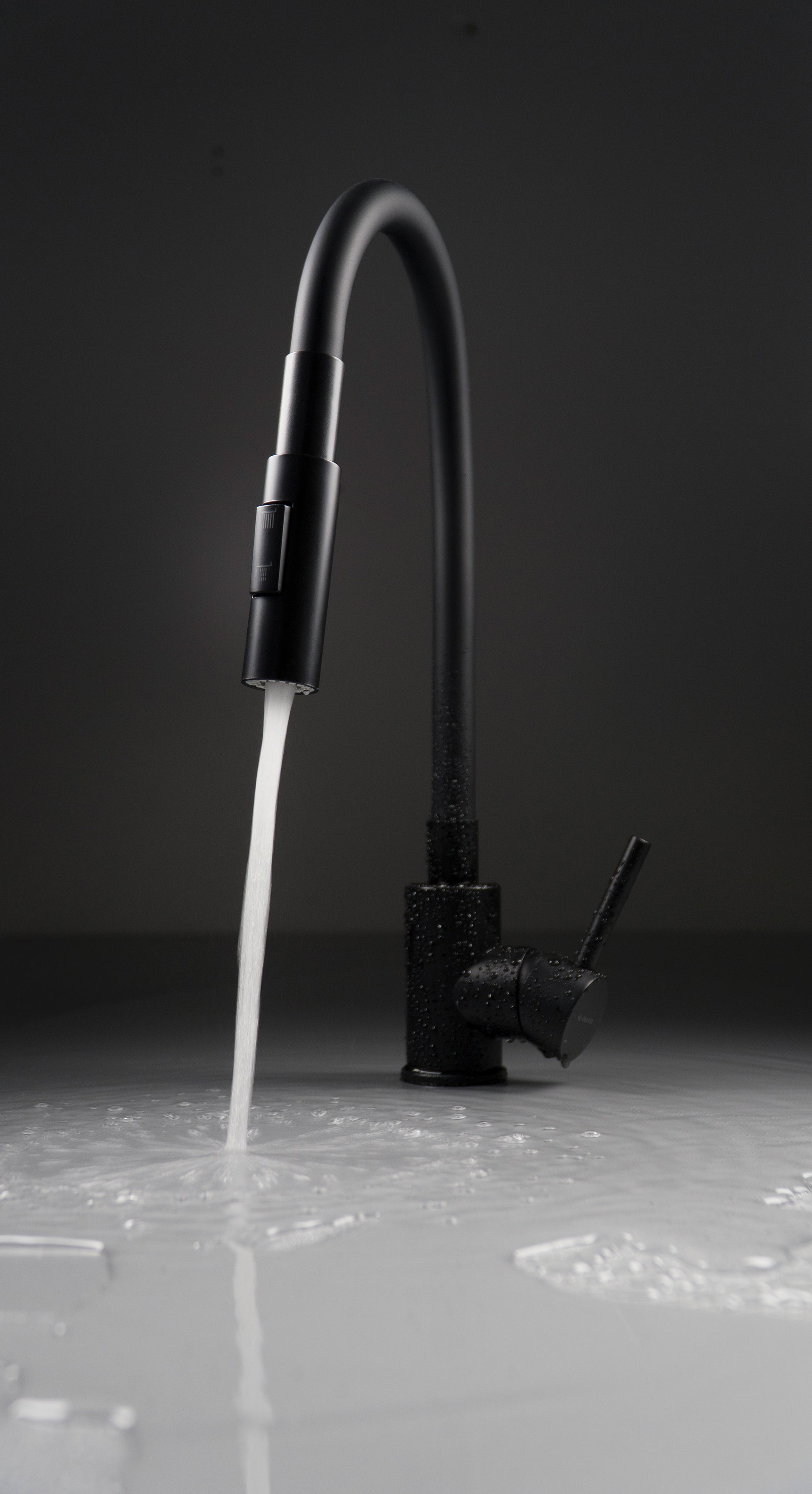 Kitchen tap, with bendable spout - 2 stream types