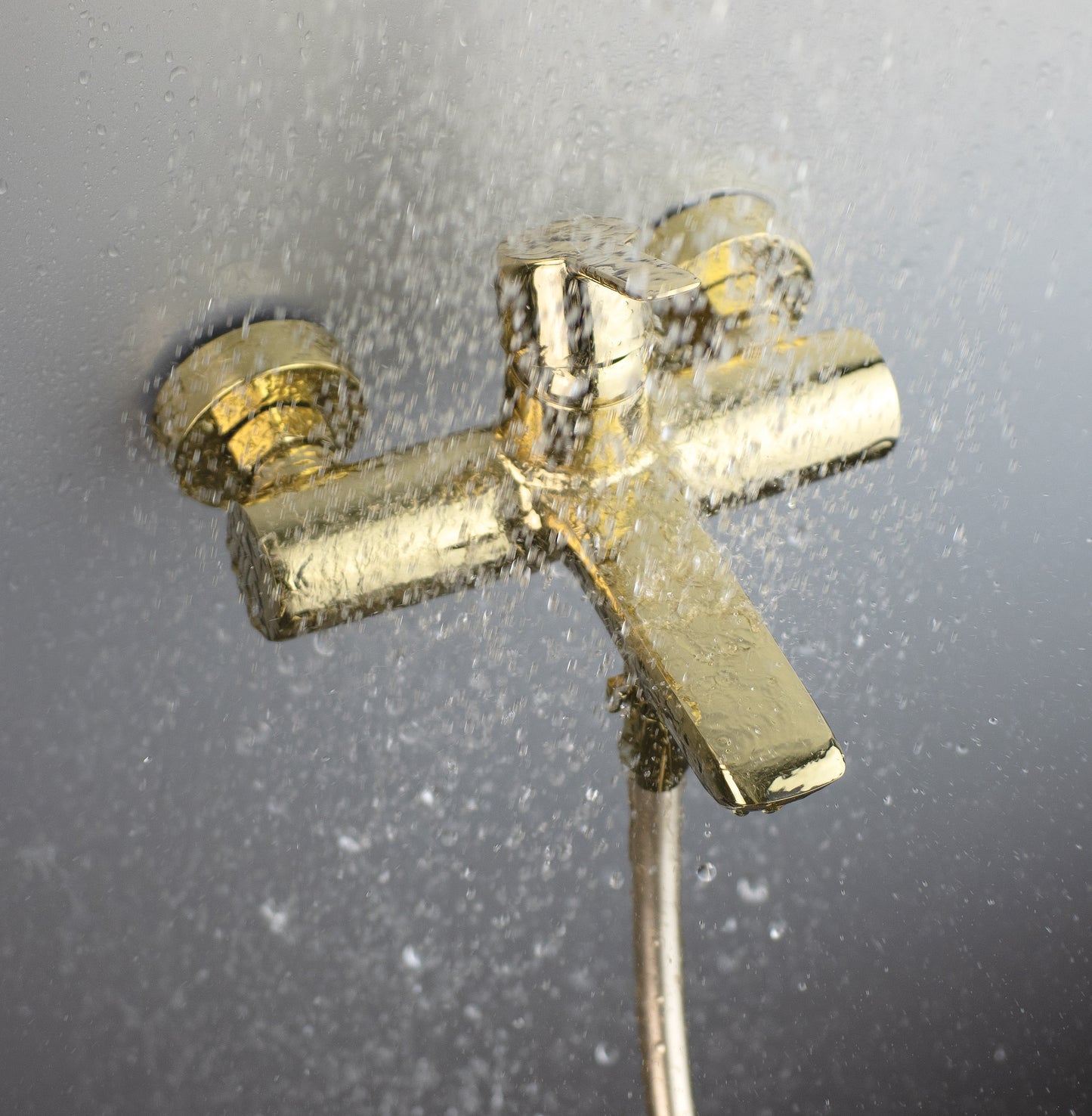 Bath mixer, wall-mounted