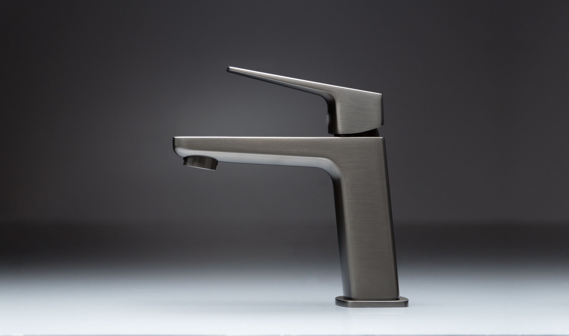 Washbasin tap