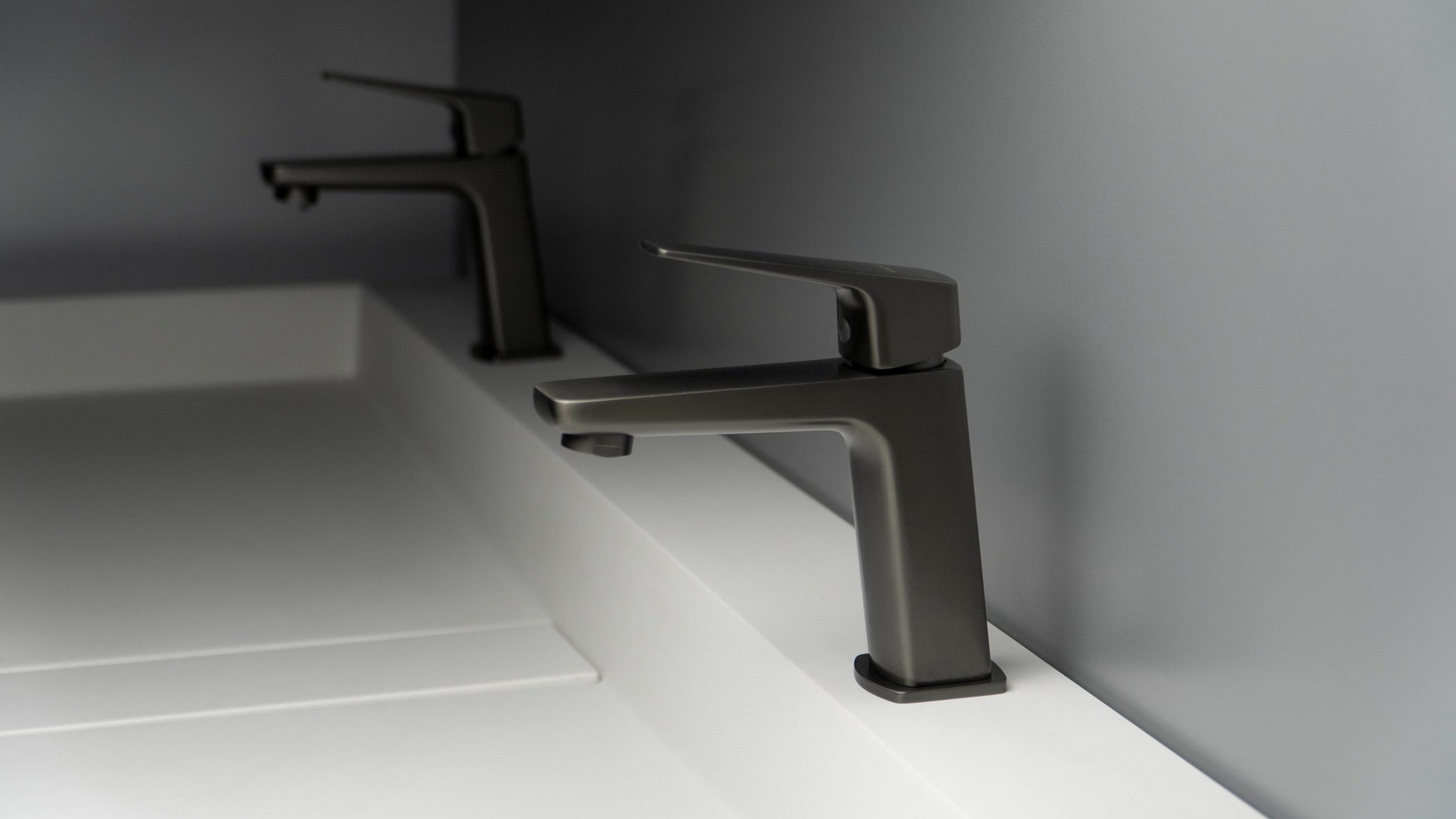 Washbasin tap
