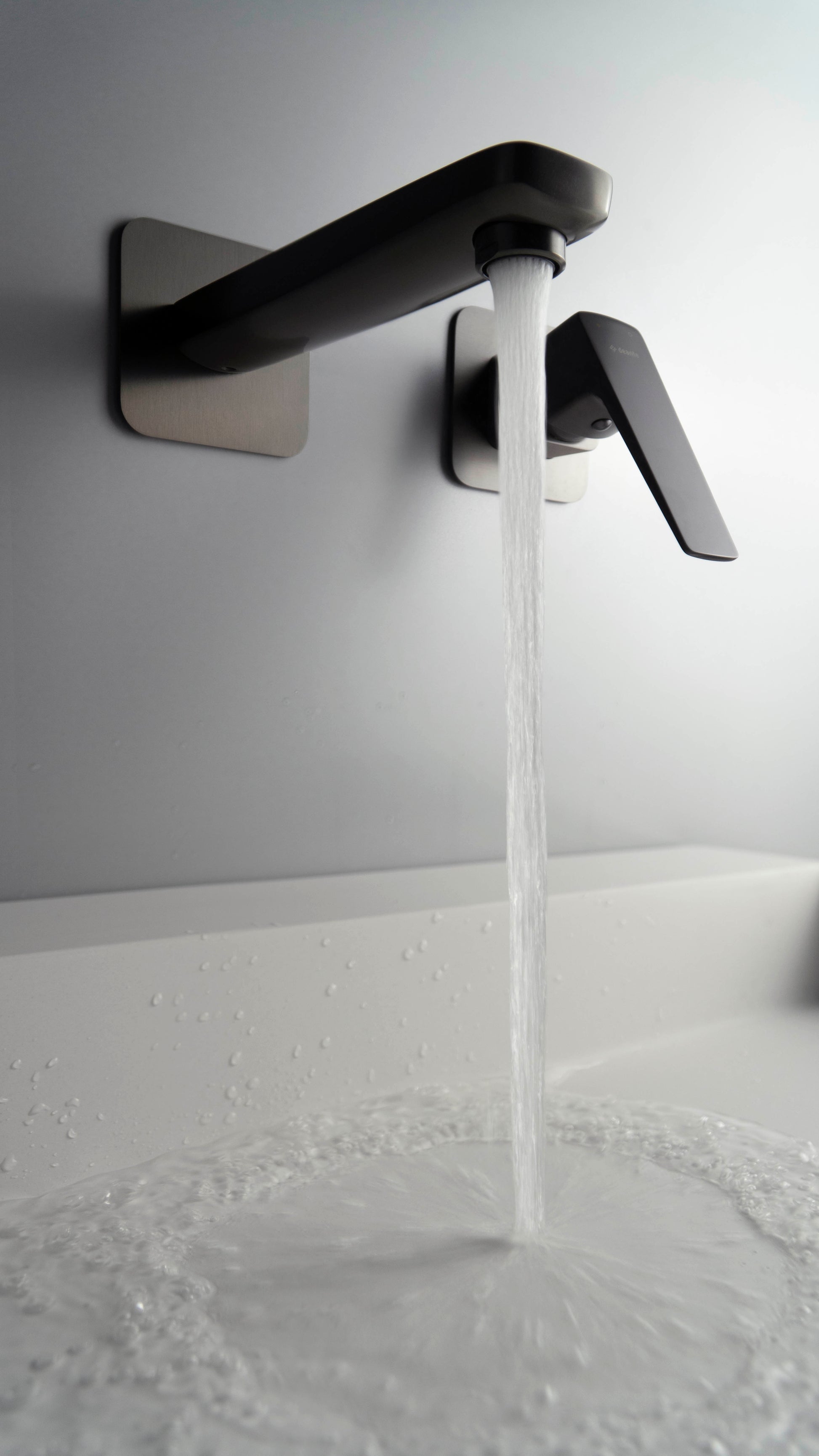 Washbasin tap, concealed