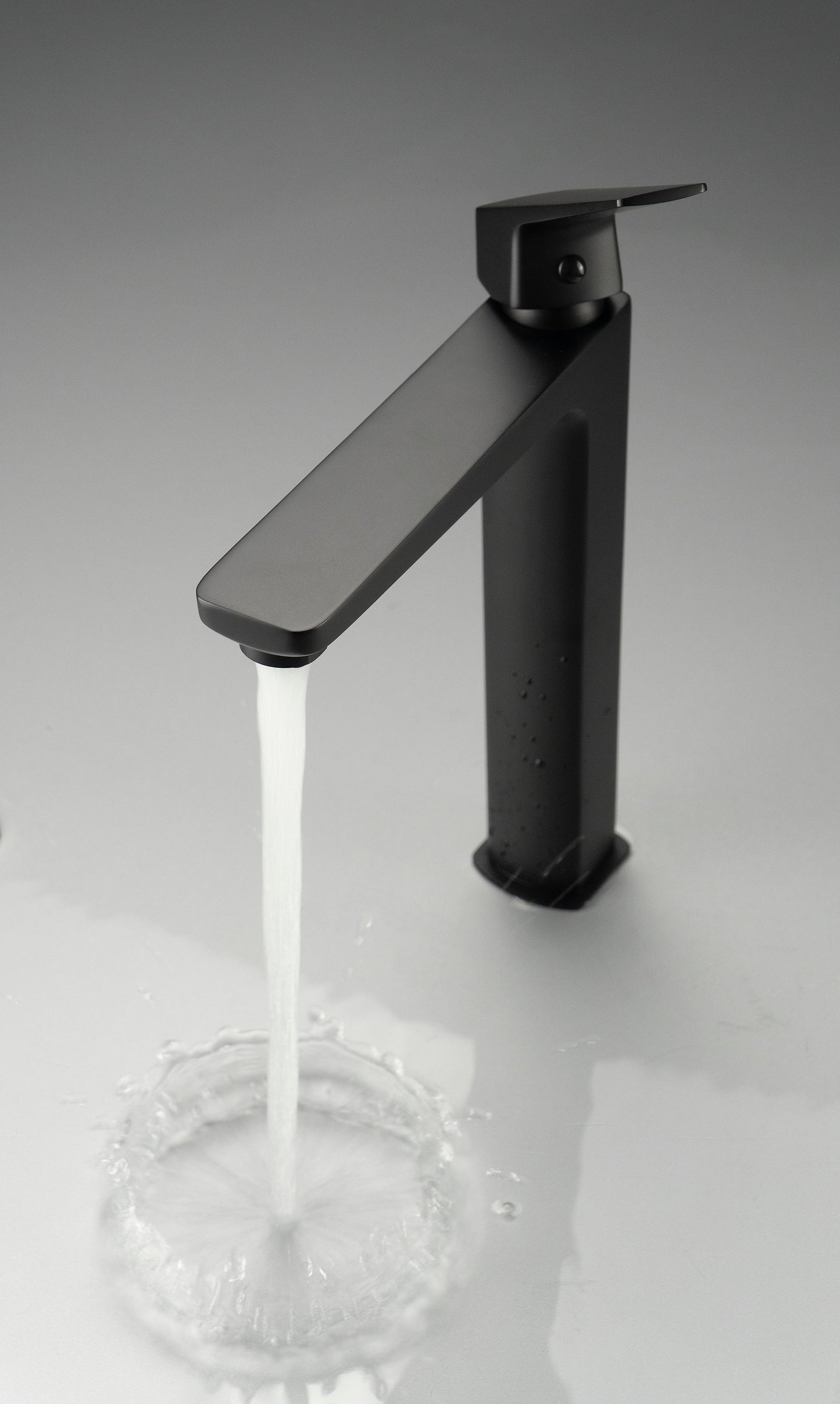 Washbasin tap, tall