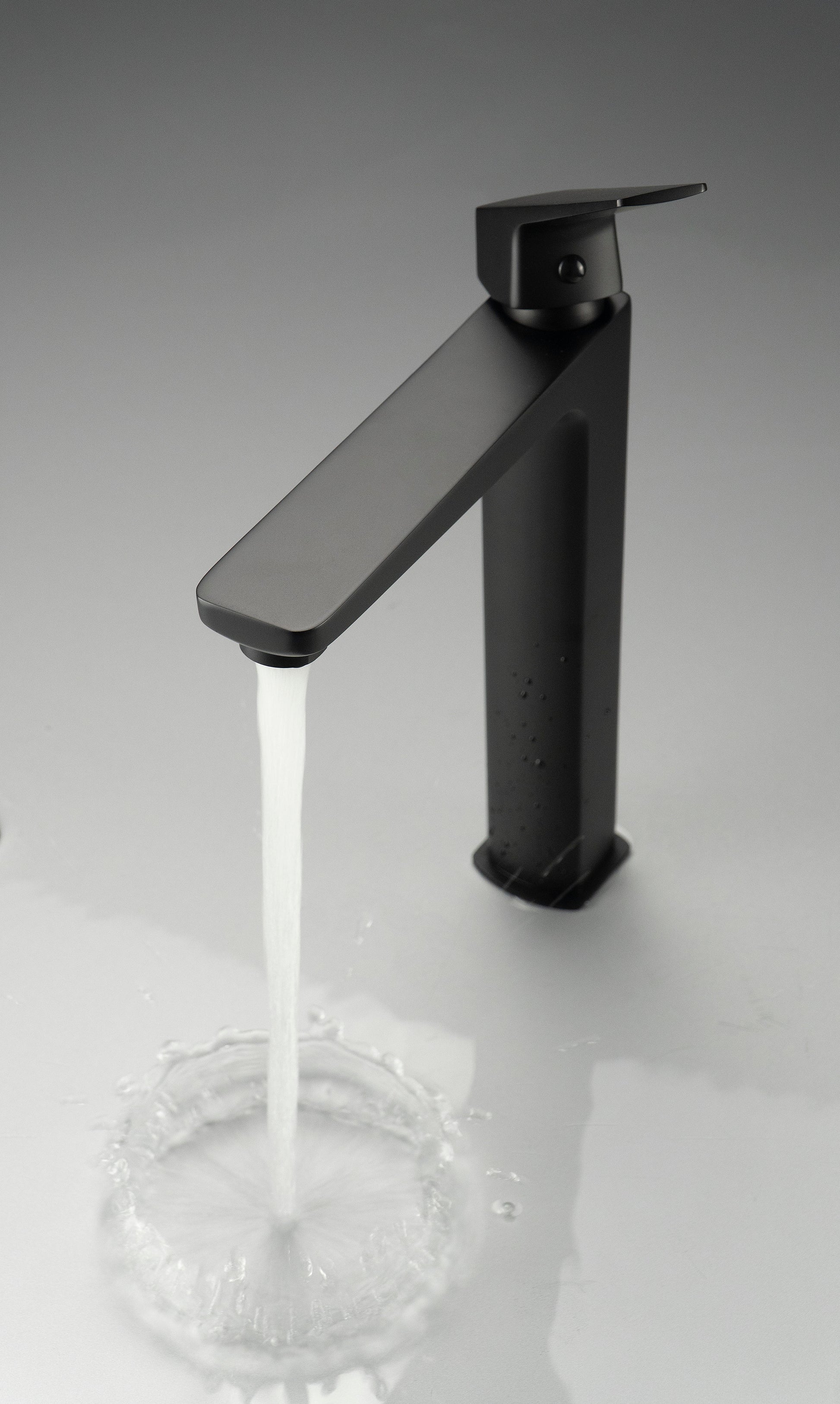 Washbasin tap, tall