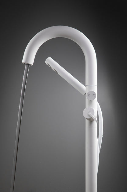 Bath mixer, freestanding, with shower set