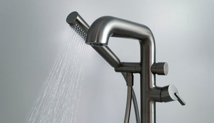 Bath mixer, freestanding, with shower set