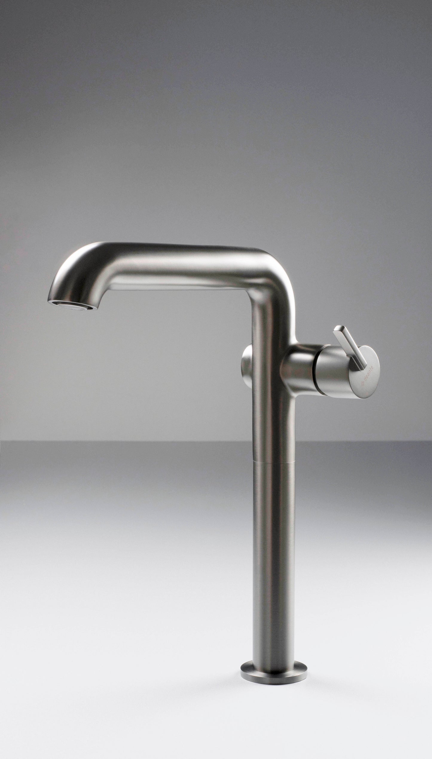 Washbasin tap, tall, with rectangular spout