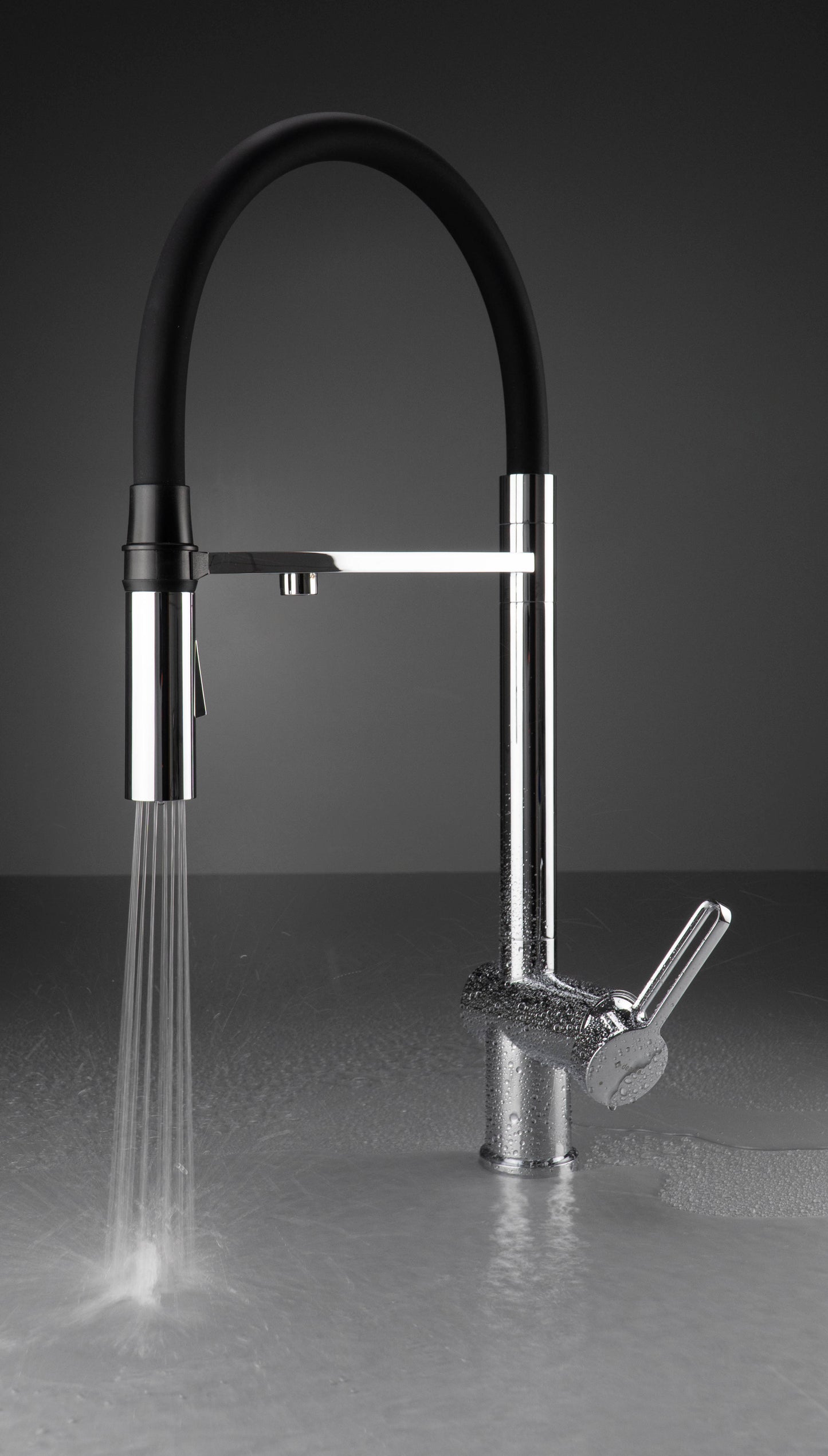 Kitchen tap, with water filter connection, with elastic spout