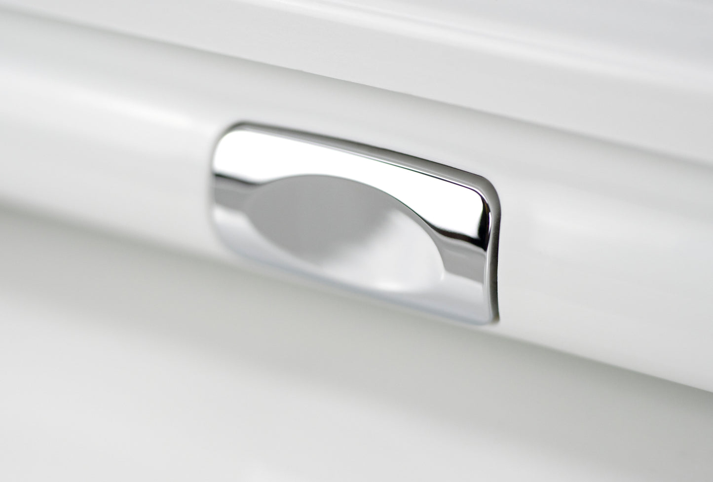 Toilet bowl, close-coupled, rimless