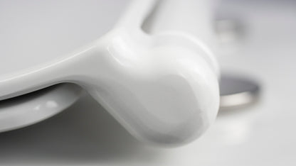 Toilet bowl, with seat, rimless