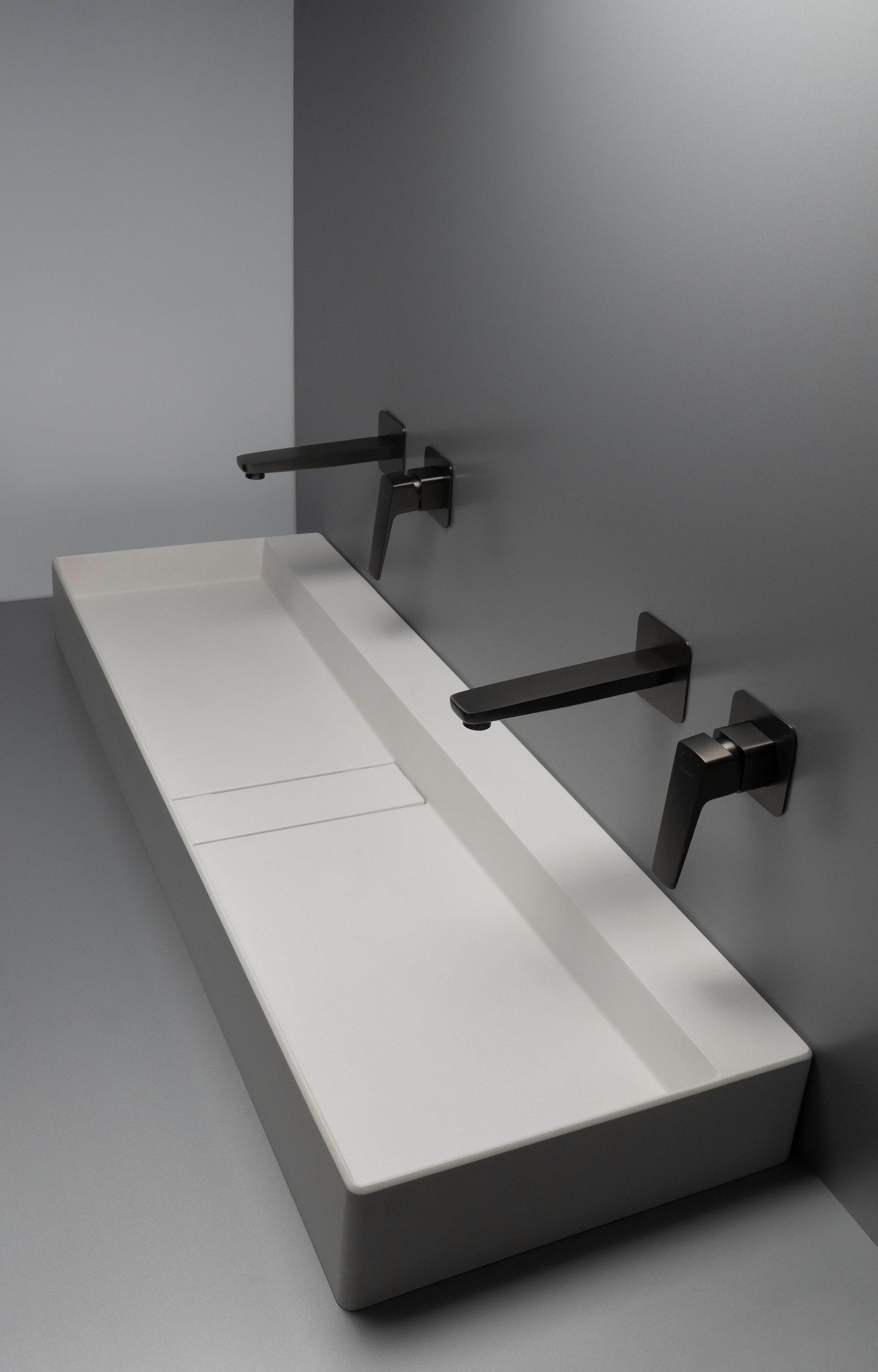 Granite washbasin, countertop - with cover plate