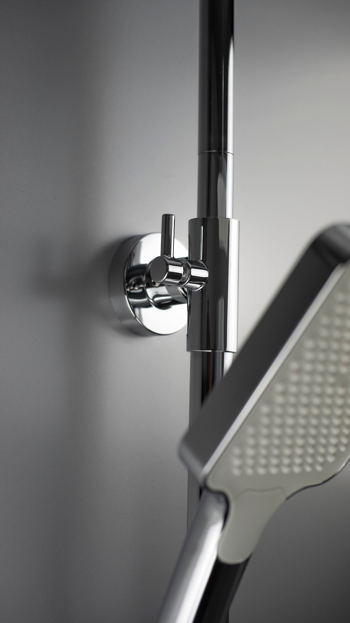 Shower column - with mixer tap