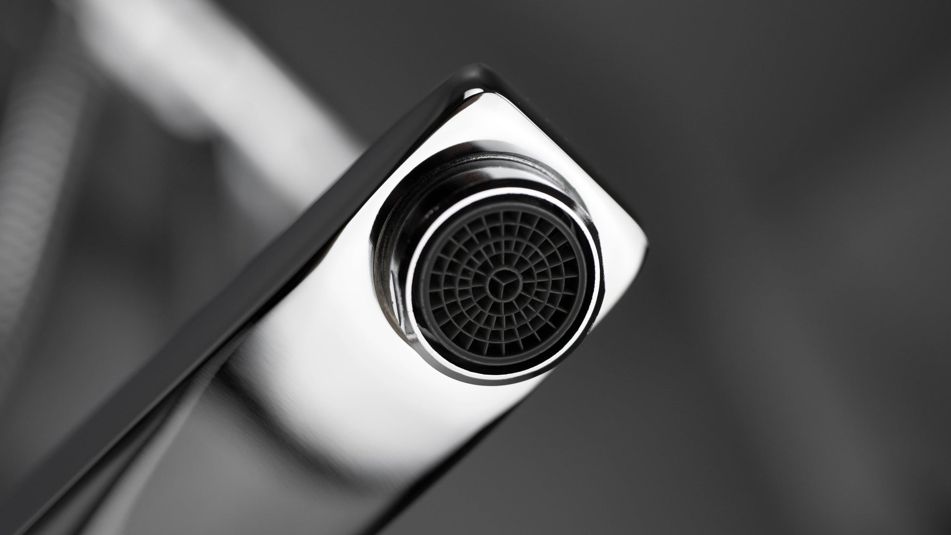 Shower column - with mixer tap