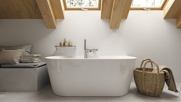 Bath mixer, with shower set