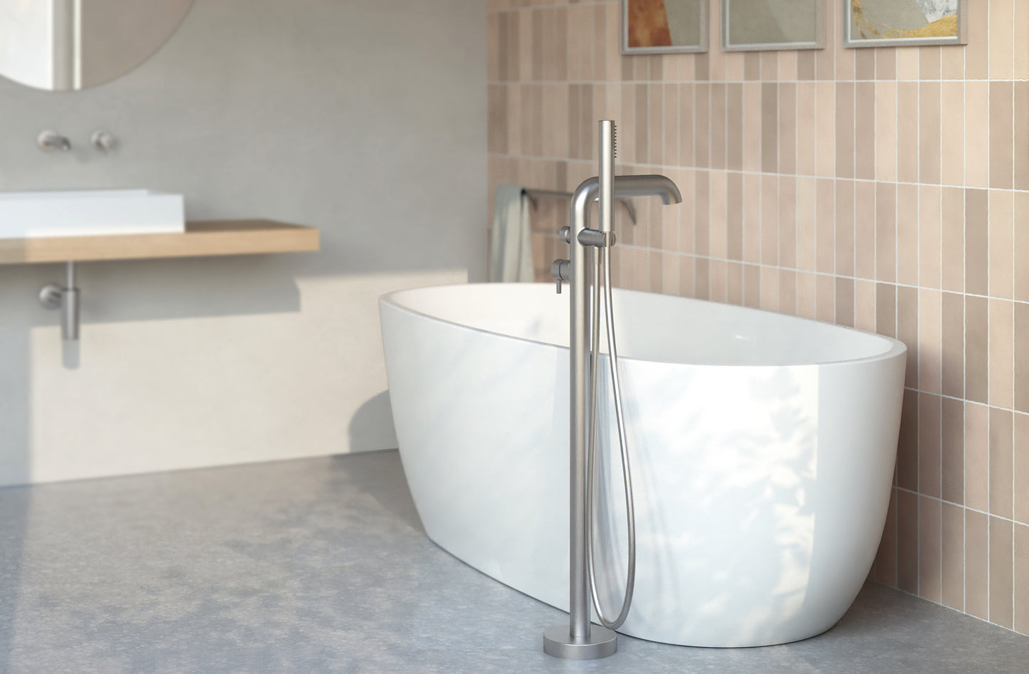 Bath mixer, freestanding, with shower set
