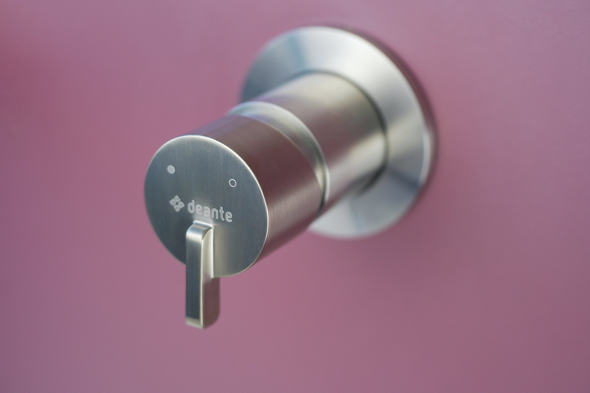 Washbasin tap, concealed
