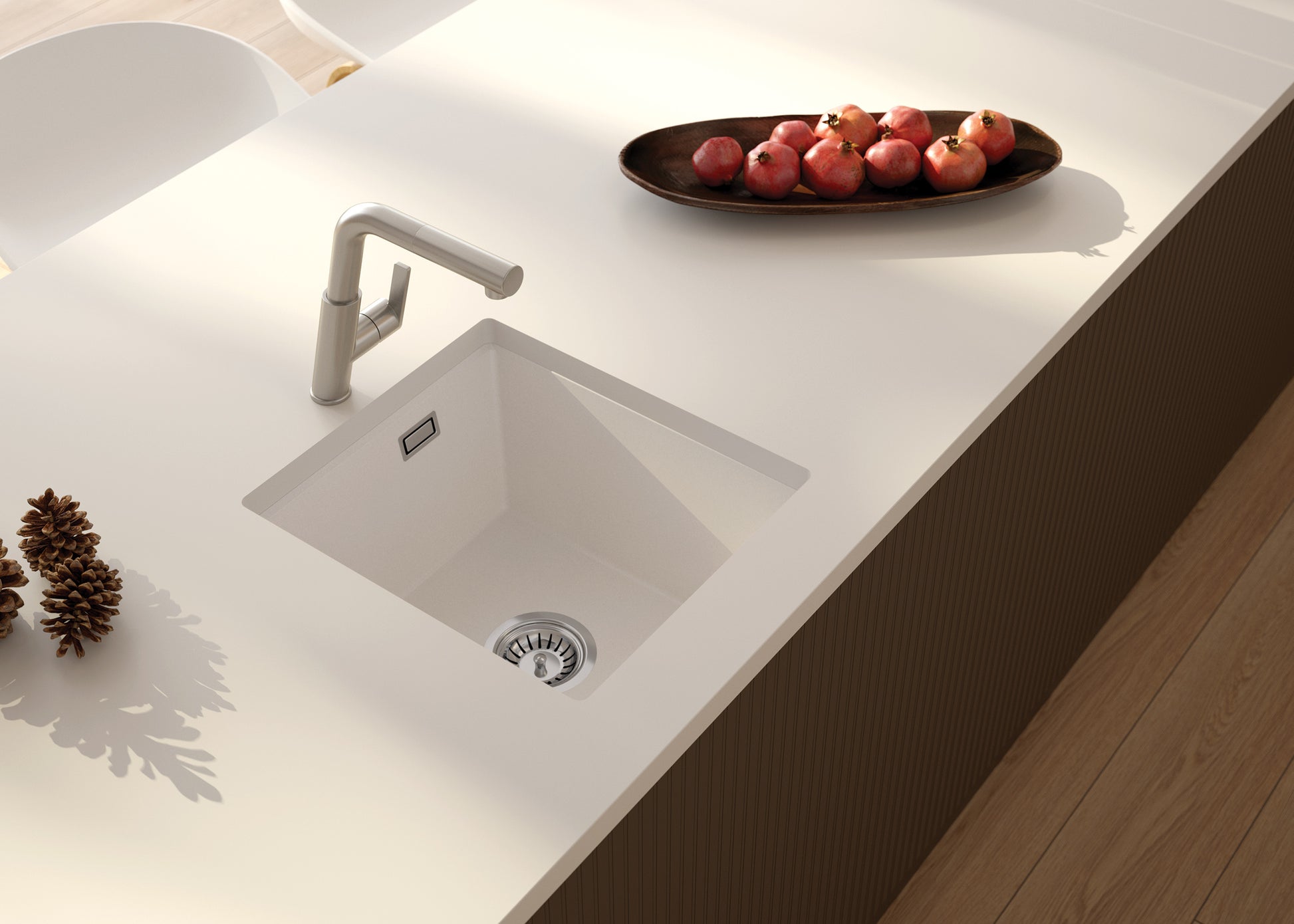 Kitchen tap, with pull-out spout