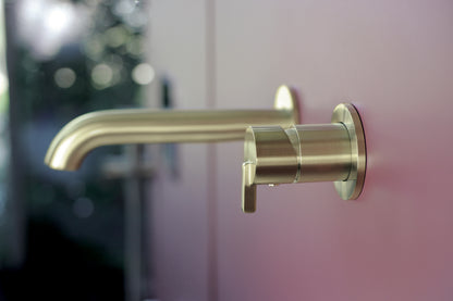 Washbasin tap, concealed