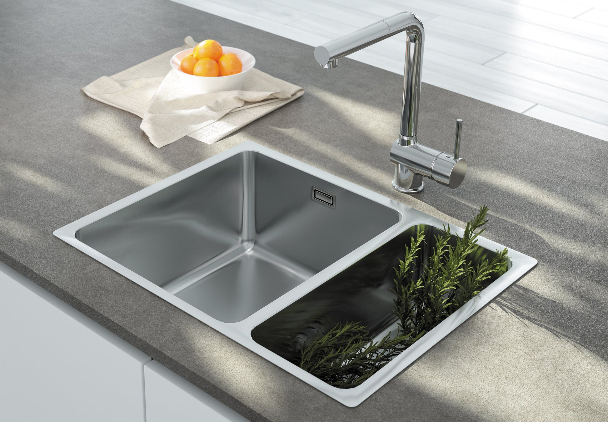 Steel sink, 1.5-bowl, undermount