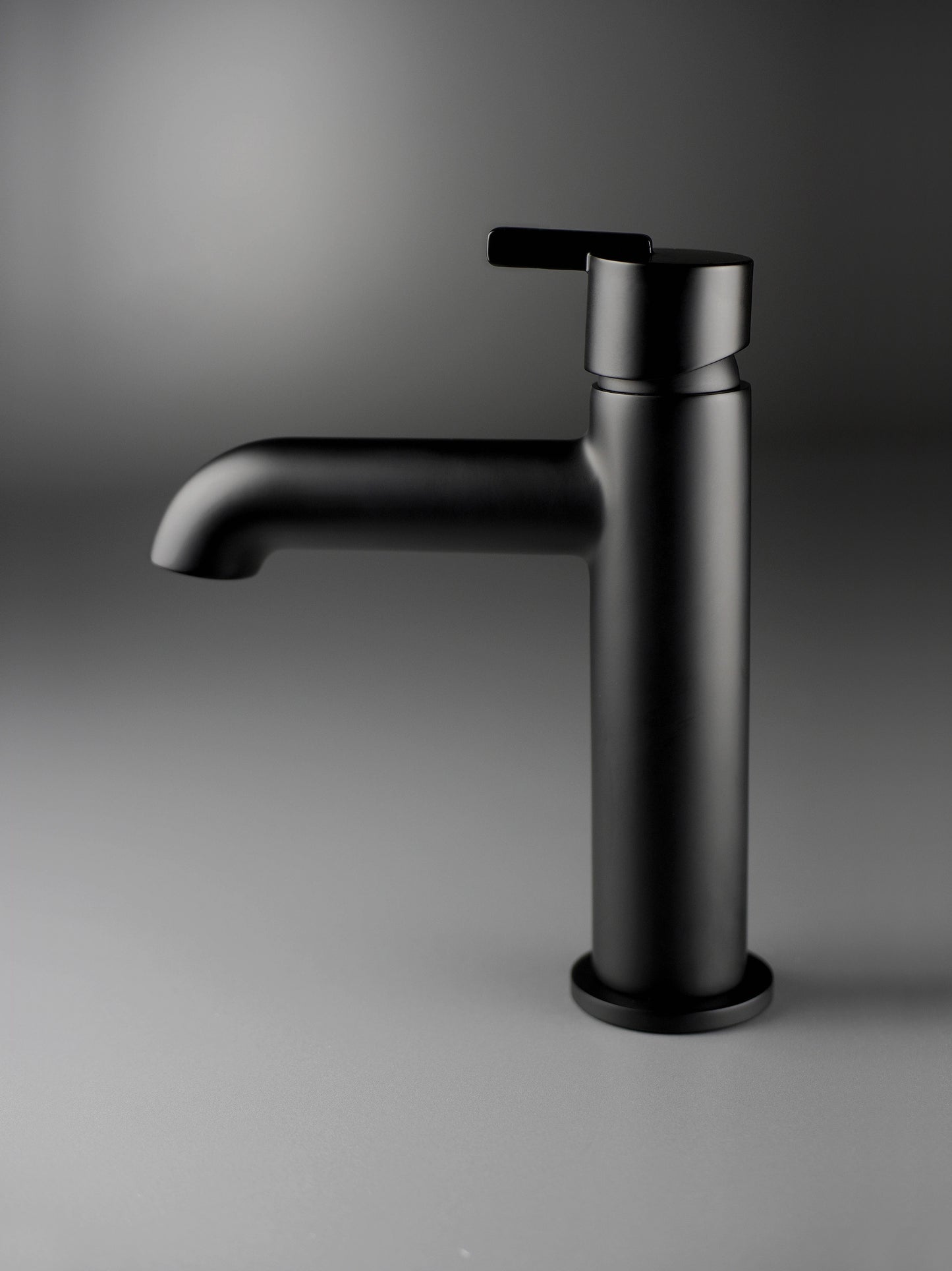 Washbasin tap