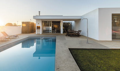 Floor-mounted shower column, for garden or bathroom (outdoor/indoor)