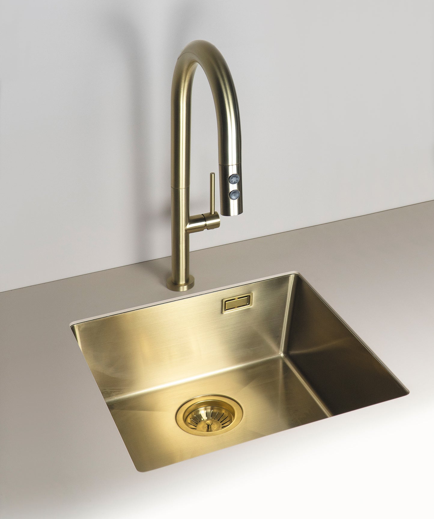 Kitchen tap, with pull-out spout - 2 stream types