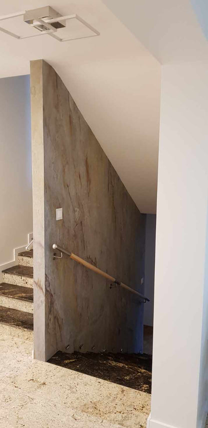 S white Stone Veneer