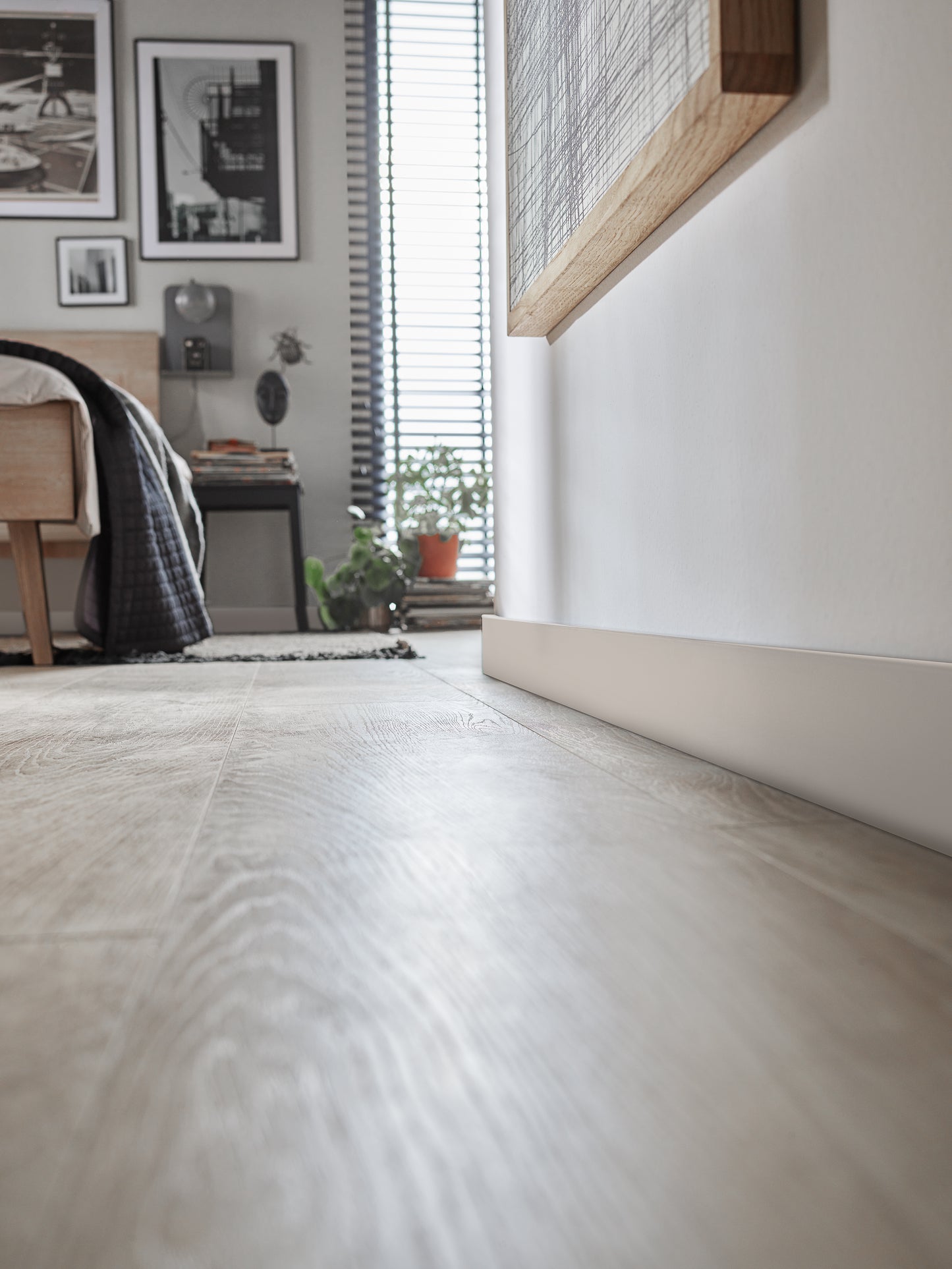 VOX Espumo 80mm Skirting Board, 2.4m