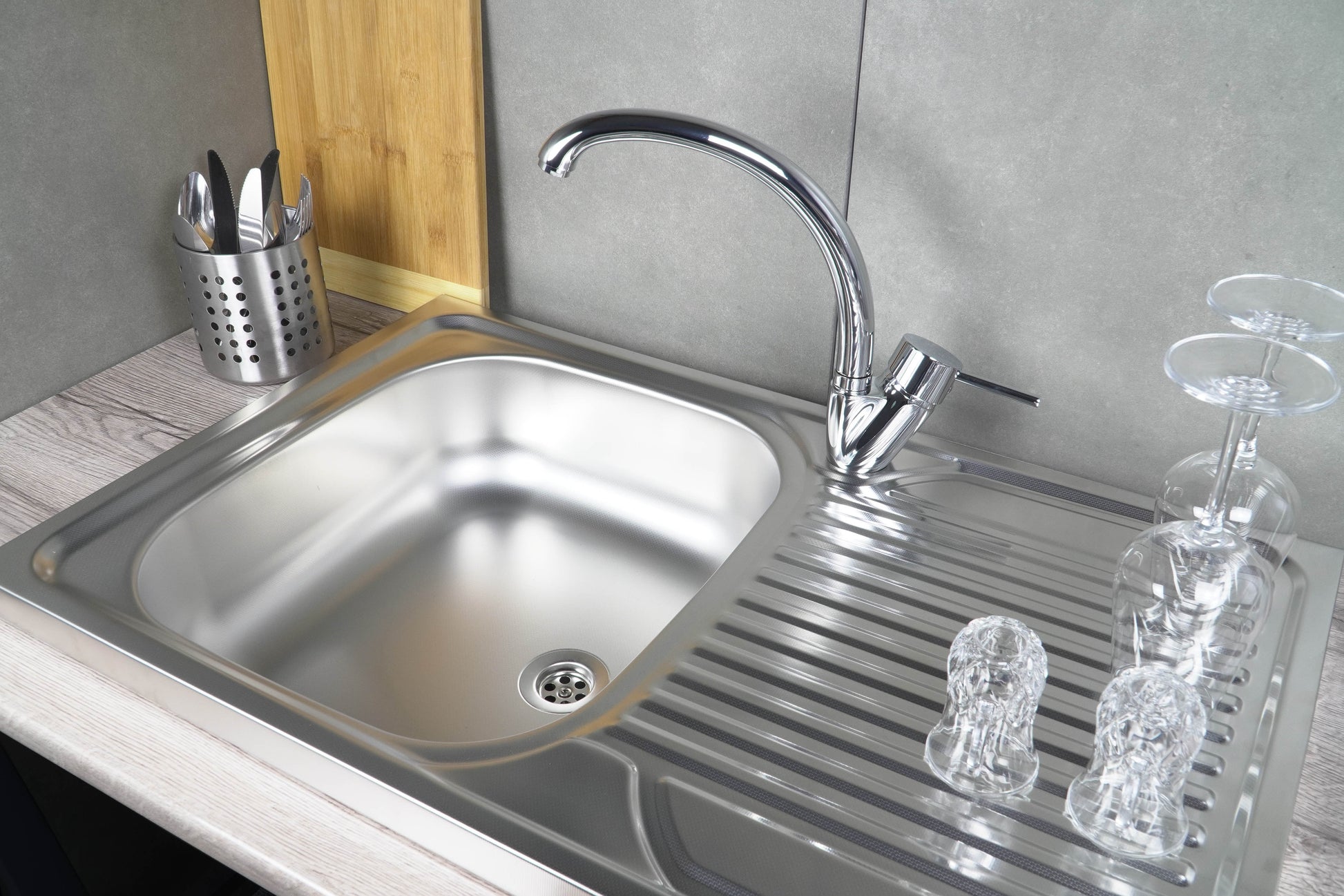 Steel sink, 1-bowl with drainer - lay-on
