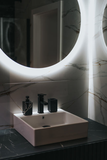 Ceramic washbasin, countertop/wall-mounted, with tap shelf - 50x50 cm