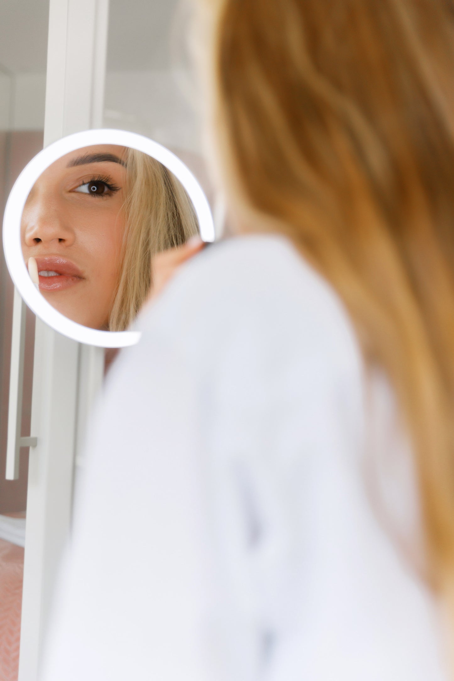 Cosmetic mirror, magnetic - LED light